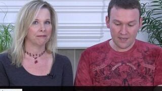 Зрелая баба дает интервью